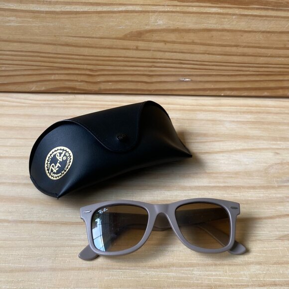 RAY-BAN Grey Sunglasses main image 7